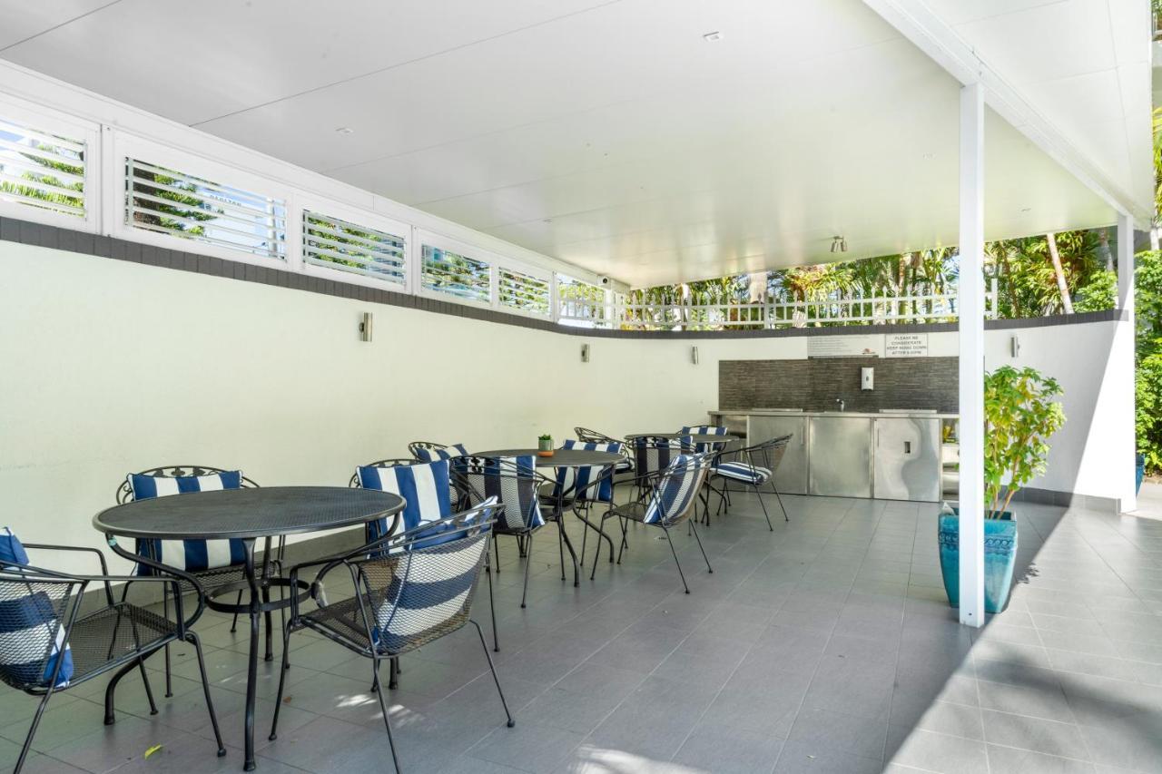 Coco Bella Retreat In Central Surfers - Sleeps 6-8 Guldkusten Exteriör bild