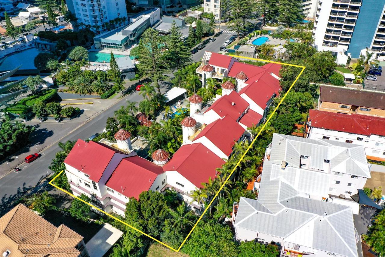Coco Bella Retreat In Central Surfers - Sleeps 6-8 Guldkusten Exteriör bild